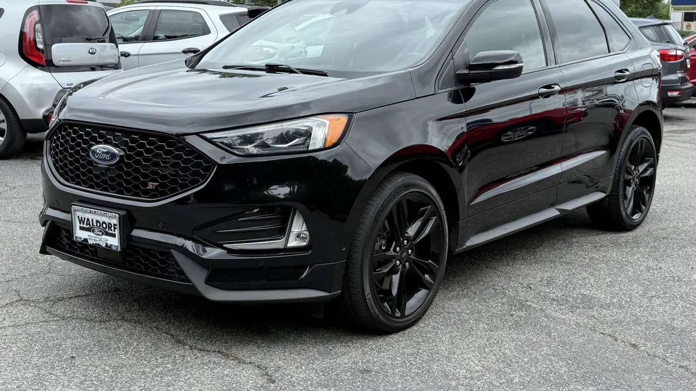 2020 Ford Edge ST