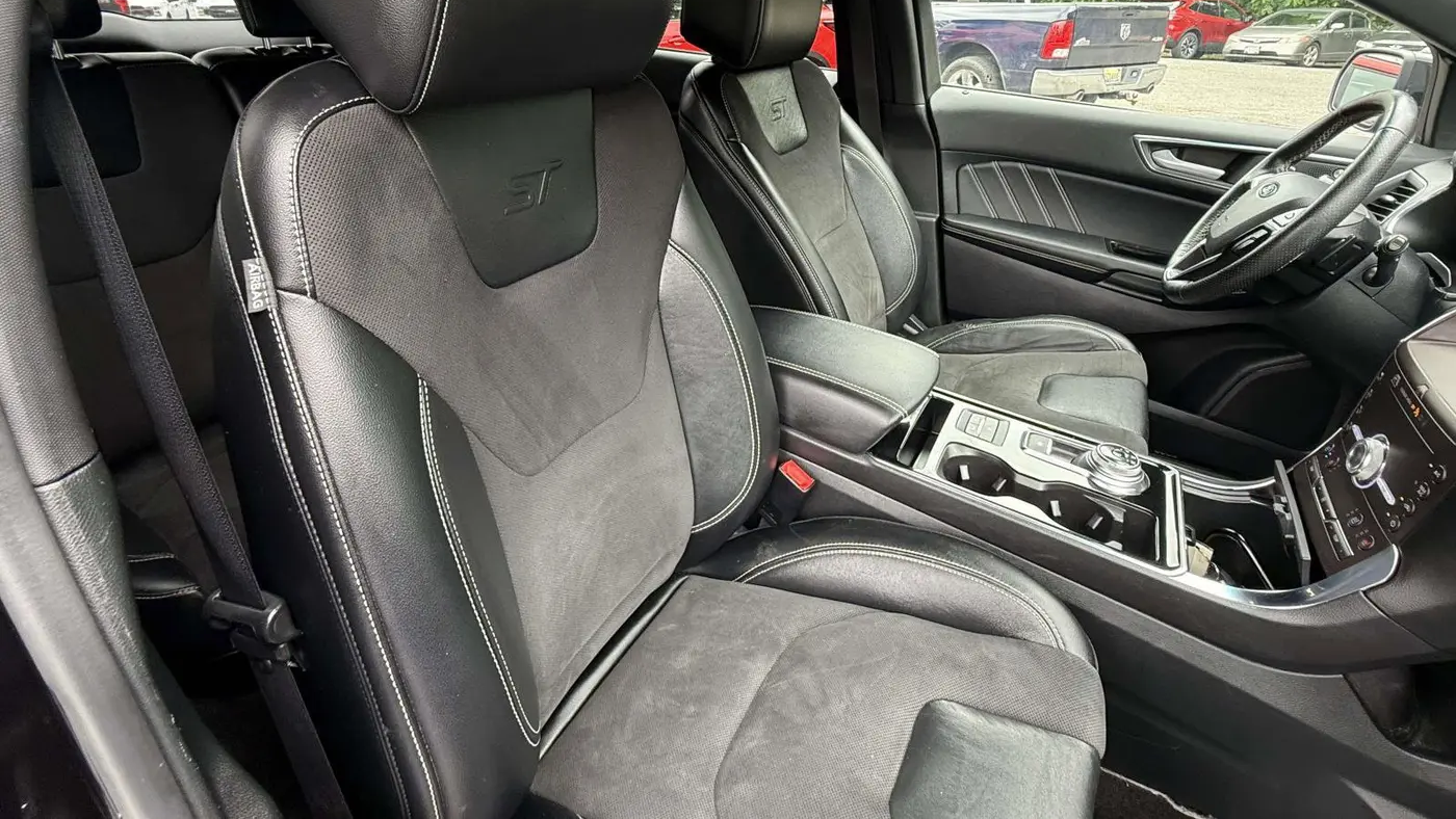 2020 Ford Edge ST