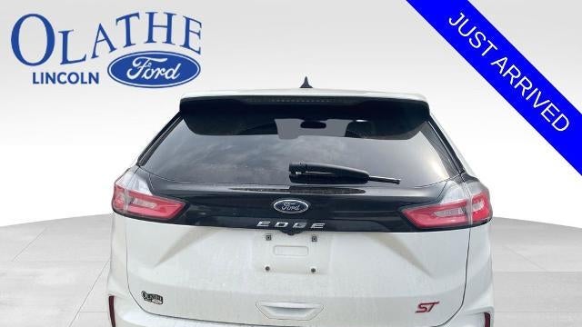 2022 Ford Edge ST