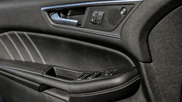 2022 Ford Edge ST