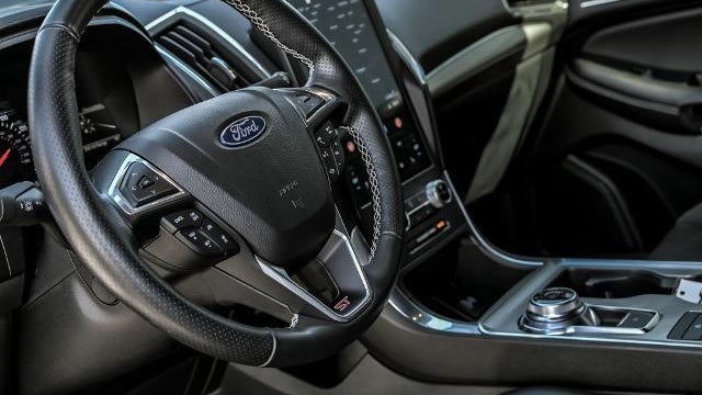 2022 Ford Edge ST