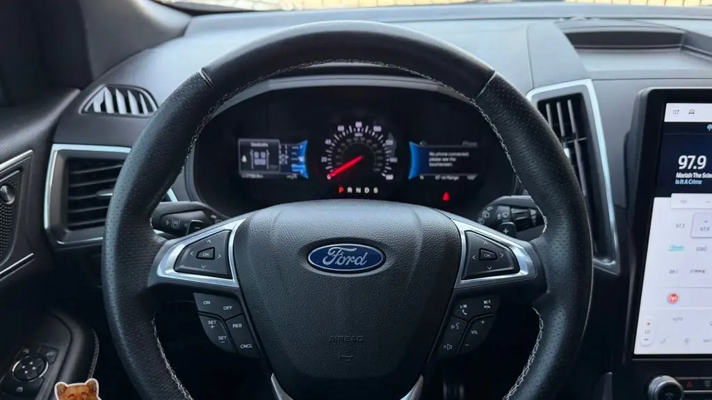 2022 Ford Edge ST