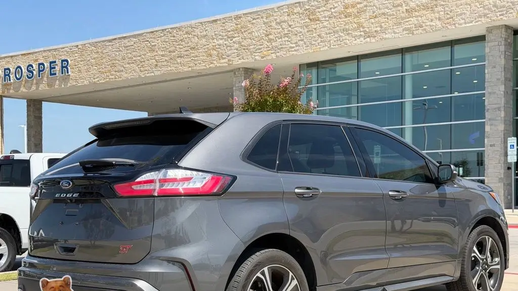 2022 Ford Edge ST