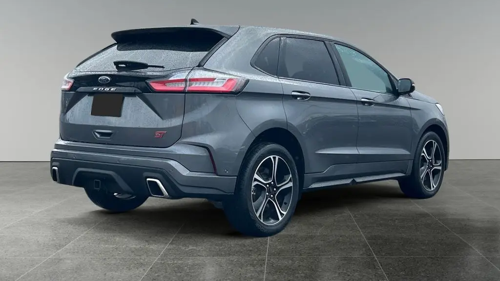 2023 Ford Edge ST
