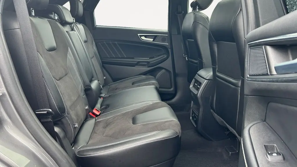 2023 Ford Edge ST