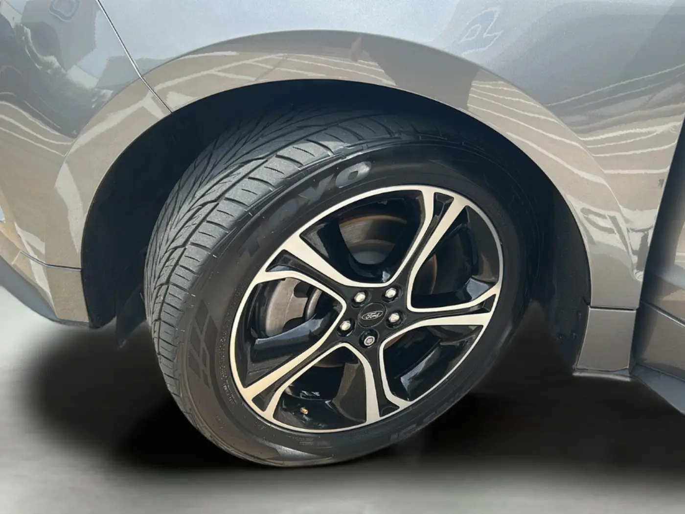 2023 Ford Edge - $26,110