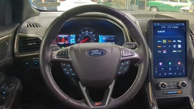 2023 Ford Edge ST