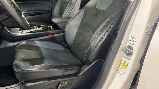 2016 Ford Edge Sport