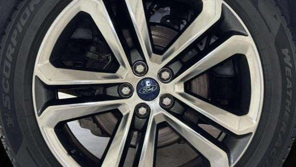2016 Ford Edge Sport