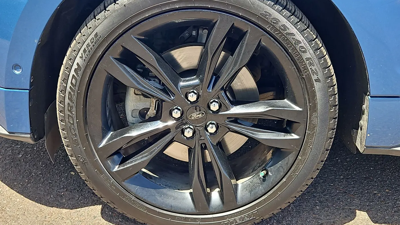 2019 Ford Edge ST