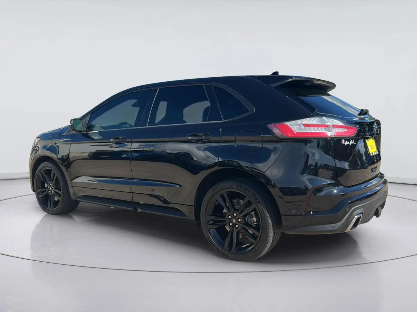 2020 Ford Edge - $24,725