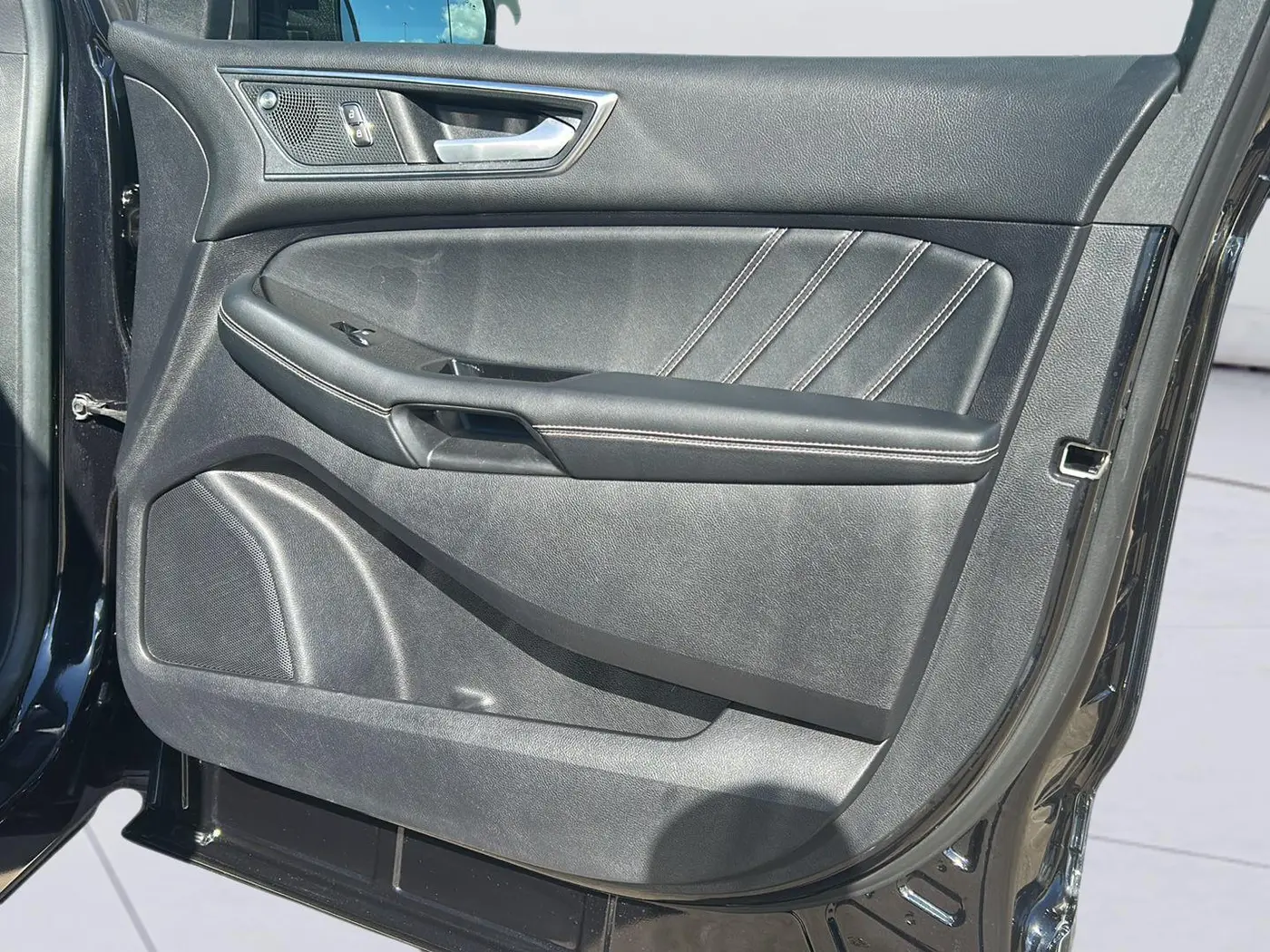 2020 Ford Edge - $24,725