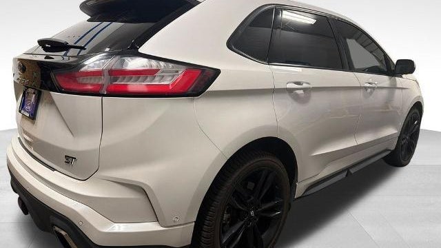 2021 Ford Edge ST
