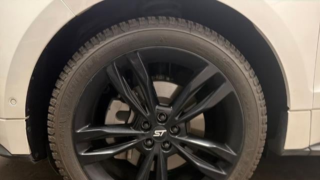 2021 Ford Edge ST
