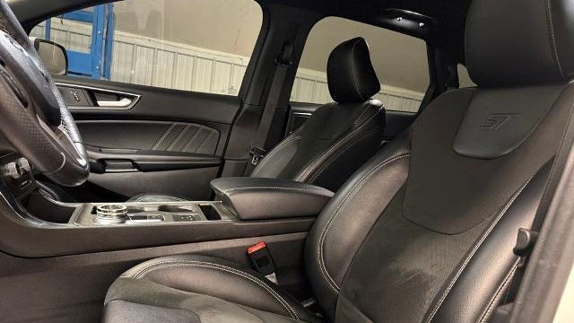 2021 Ford Edge ST