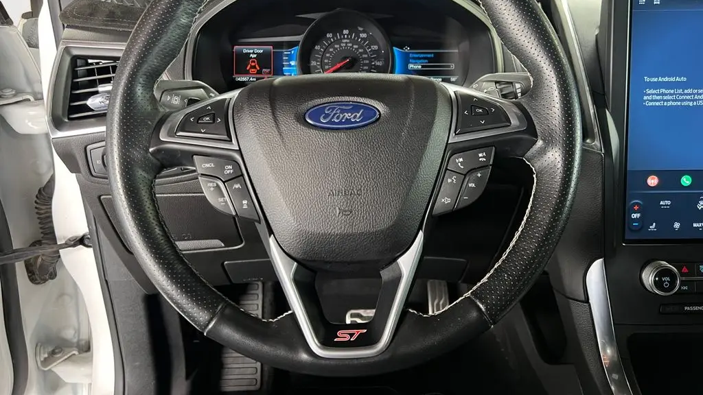 2022 Ford Edge ST