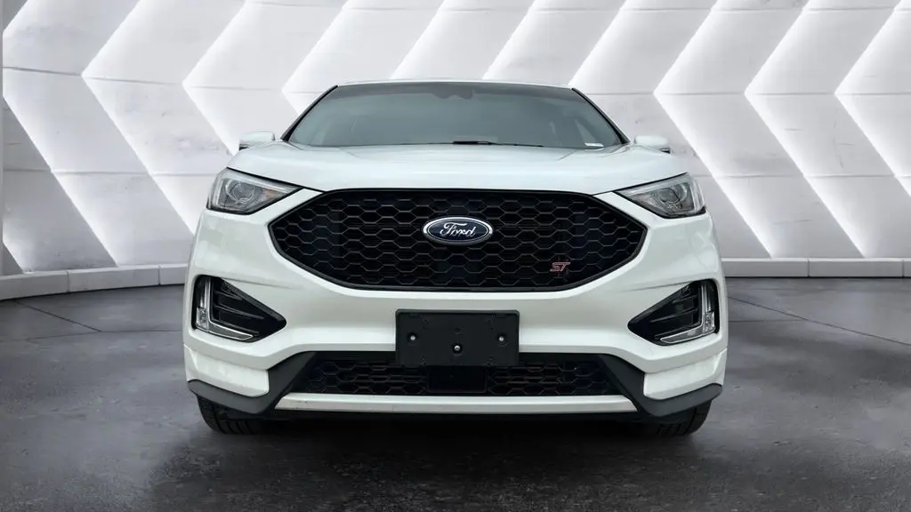 2022 Ford Edge ST