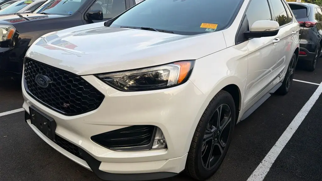 2022 Ford Edge ST