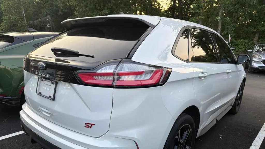 2022 Ford Edge ST