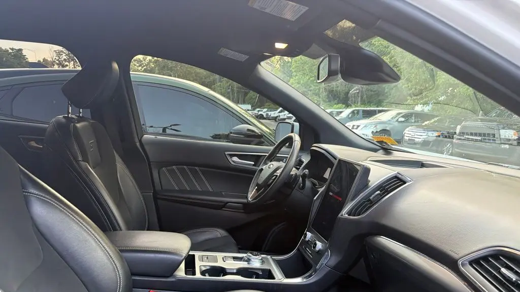 2022 Ford Edge ST
