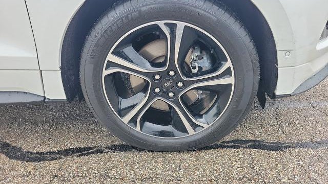 2020 Ford Edge ST