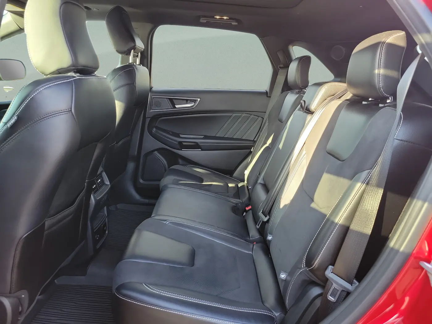 2022 Ford Edge - $27,500