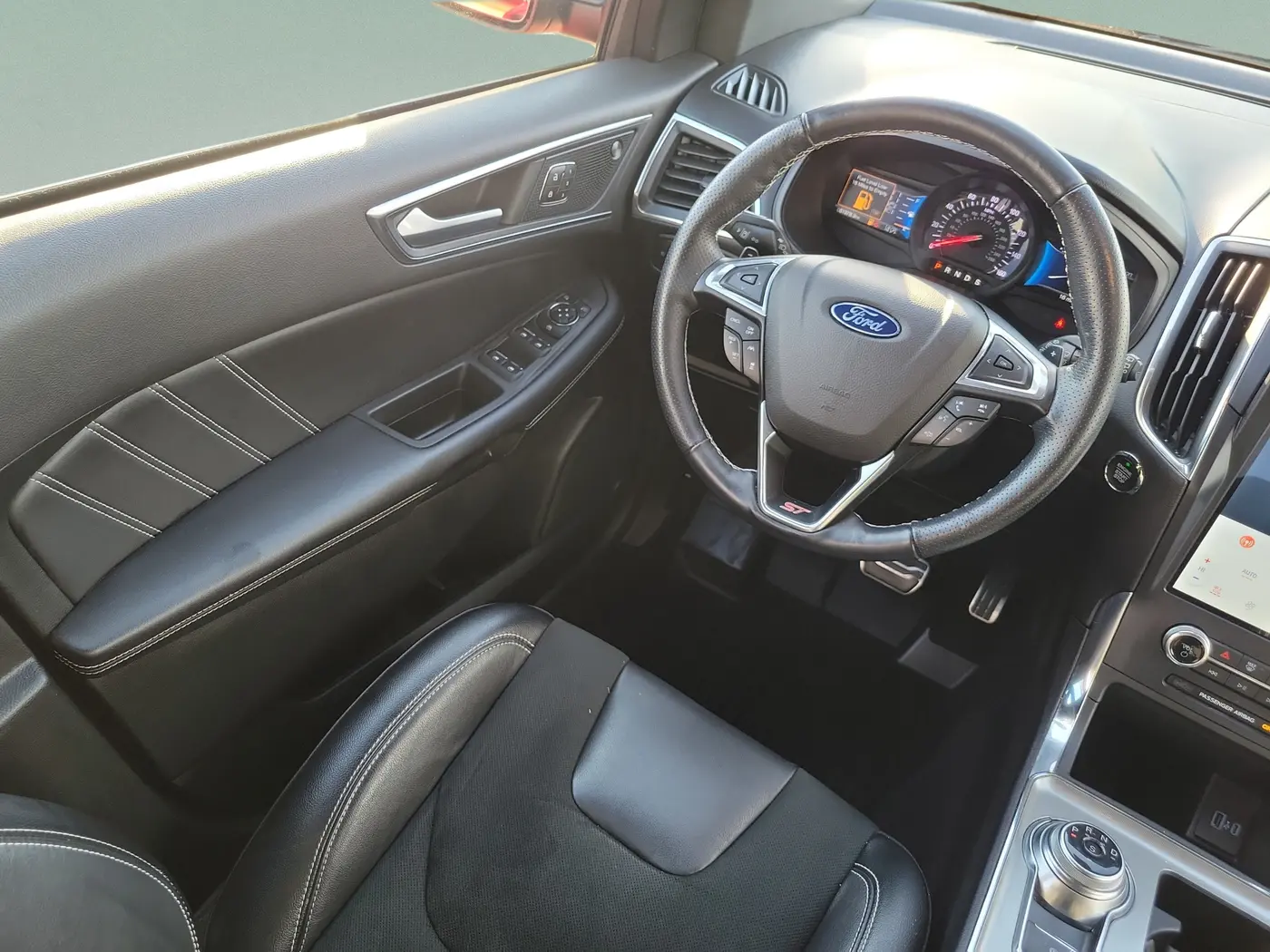 2022 Ford Edge - $27,500