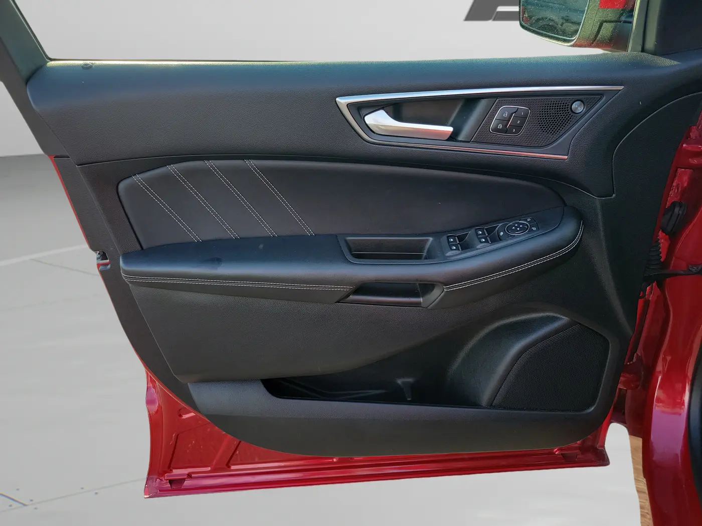 2022 Ford Edge - $27,500