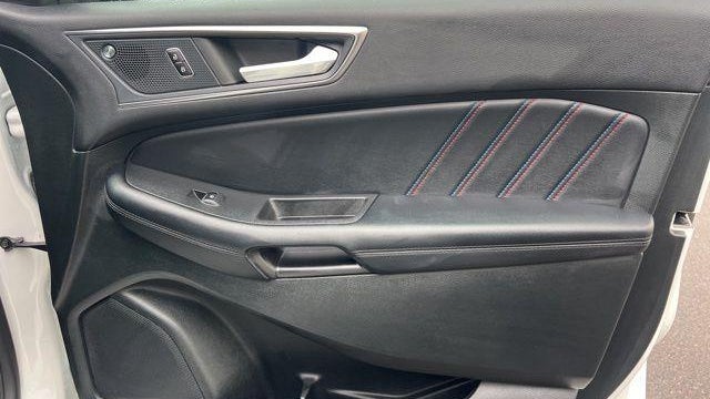 2023 Ford Edge ST