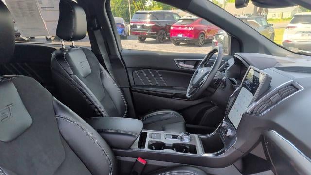 2023 Ford Edge ST