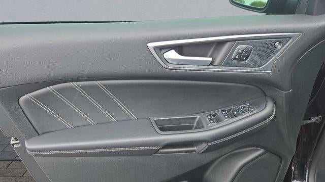 2024 Ford Edge ST