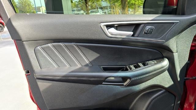 2016 Ford Edge Sport