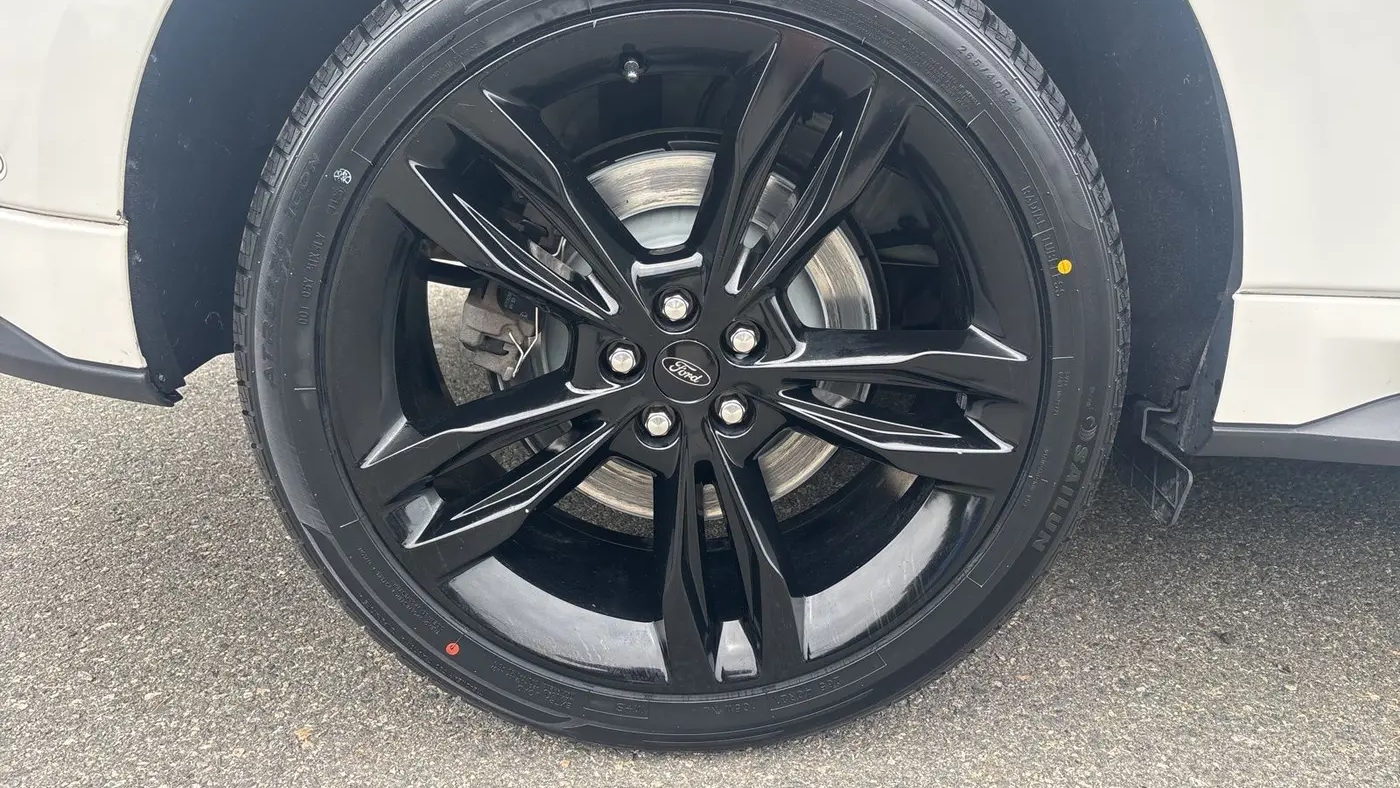 2020 Ford Edge ST