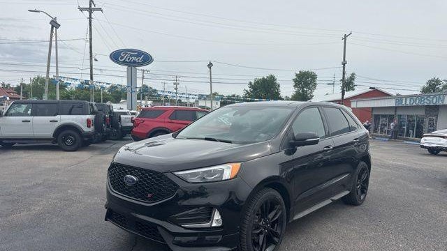 2020 Ford Edge ST
