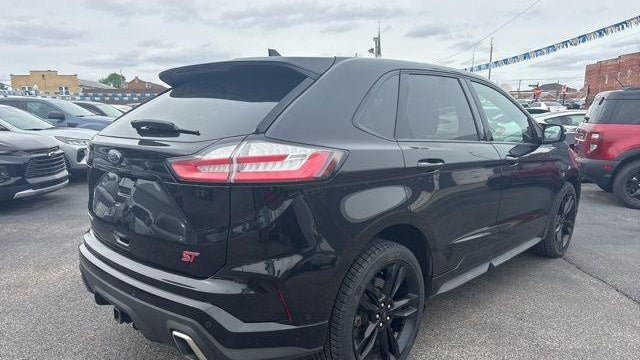 2020 Ford Edge ST