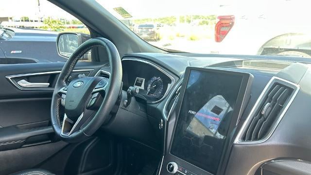 2021 Ford Edge ST