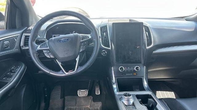 2021 Ford Edge ST