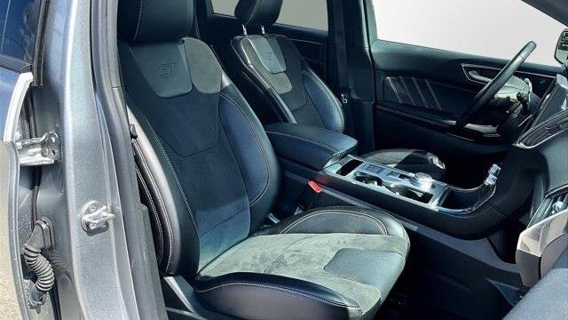 2022 Ford Edge ST