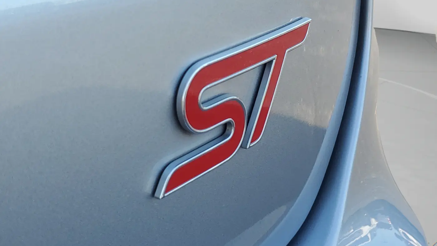 2022 Ford Edge ST