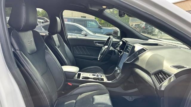 2023 Ford Edge ST