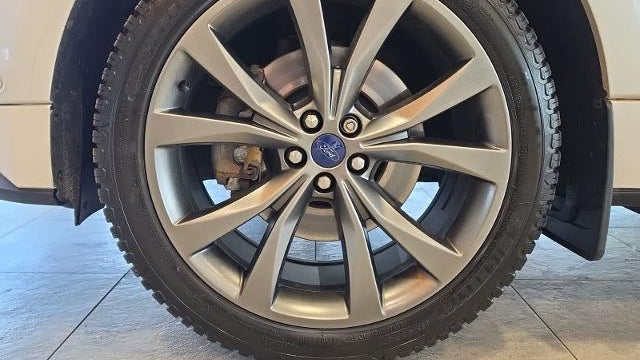 2016 Ford Edge Sport