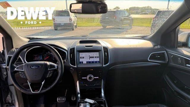 2020 Ford Edge ST