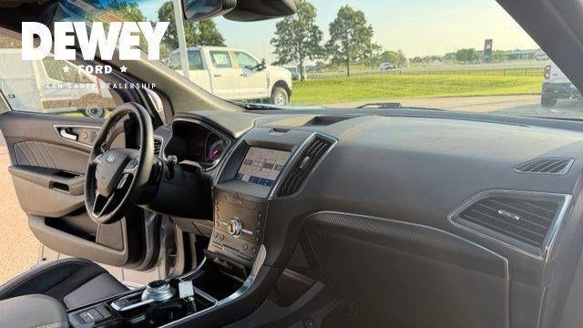 2020 Ford Edge ST