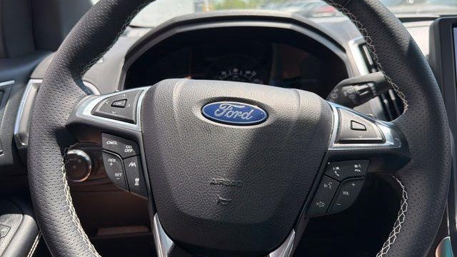 2023 Ford Edge ST