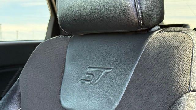 2023 Ford Edge ST