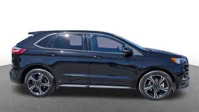 2023 Ford Edge ST