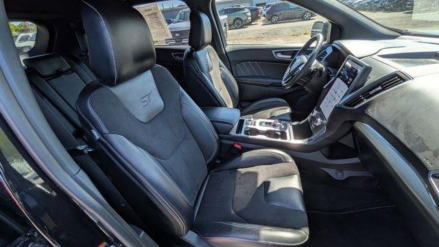 2023 Ford Edge ST