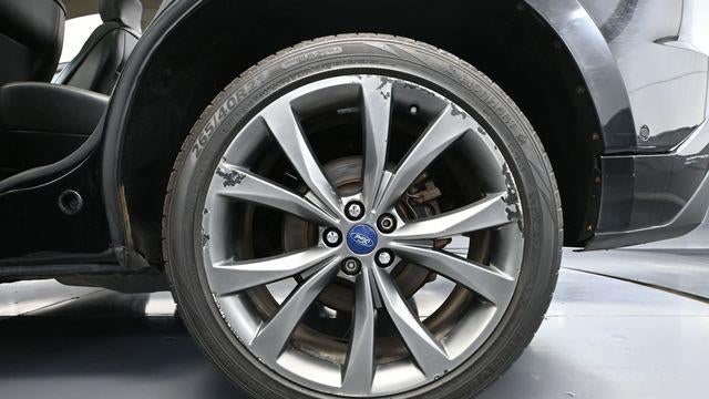 2017 Ford Edge Sport