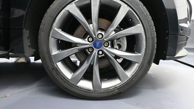2017 Ford Edge Sport