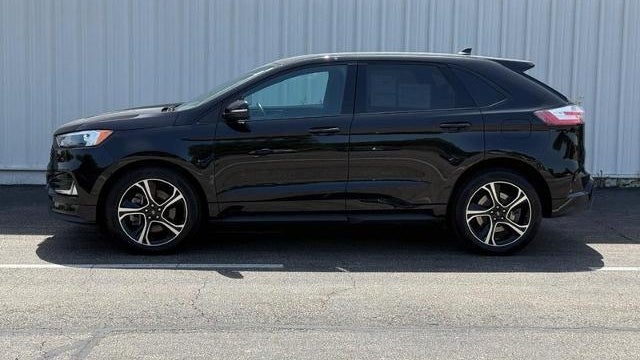 2021 Ford Edge ST